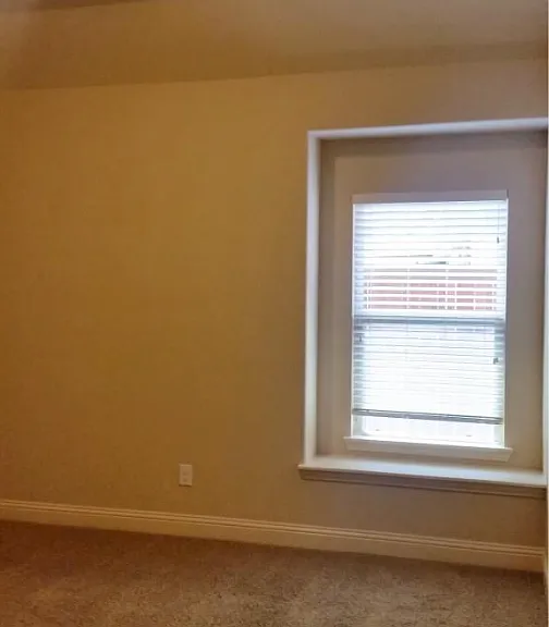 2702 Cartwright St — Photo 13