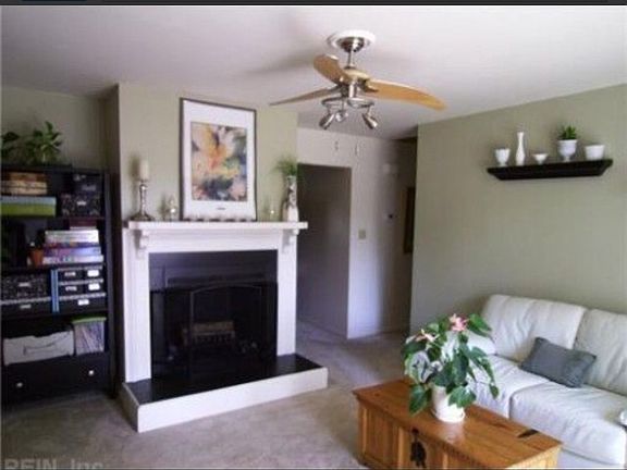 3rd image of 158 Robinhood Ln