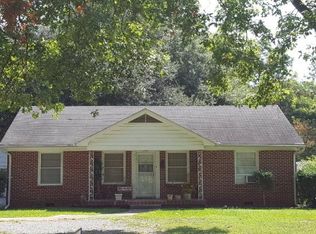 1266 Greenway St, Greenville, MS 38701