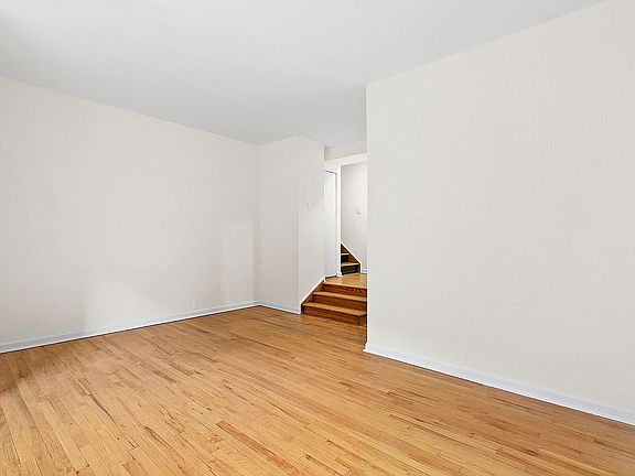 3rd image of 201 E 12th St APT 106