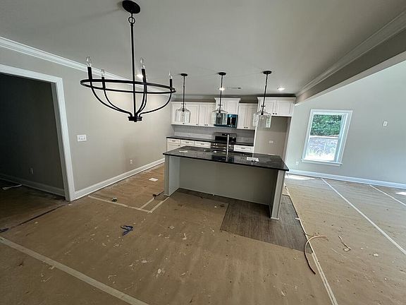 3rd image of 130 Young Ln