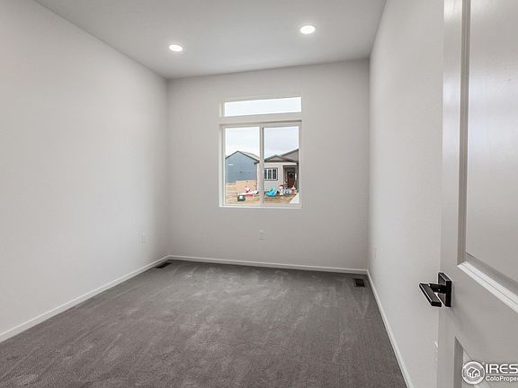 4th image of 1670 Alfalfa Ln