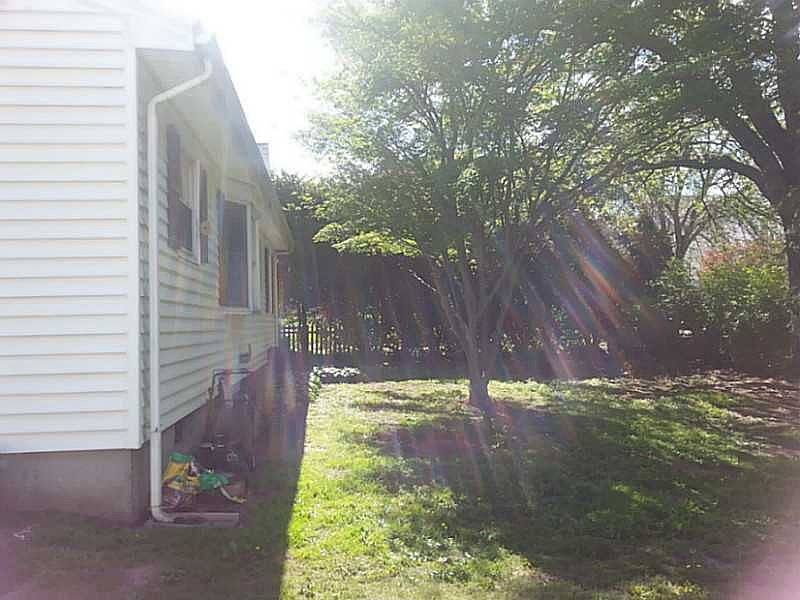 2nd image of 60 Meadow Ave