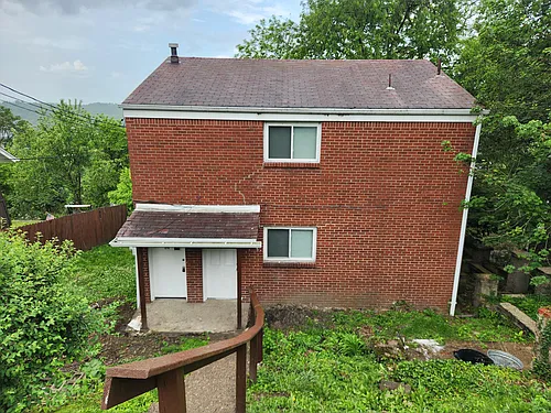 626 Summit Ave #1 Photo 1
