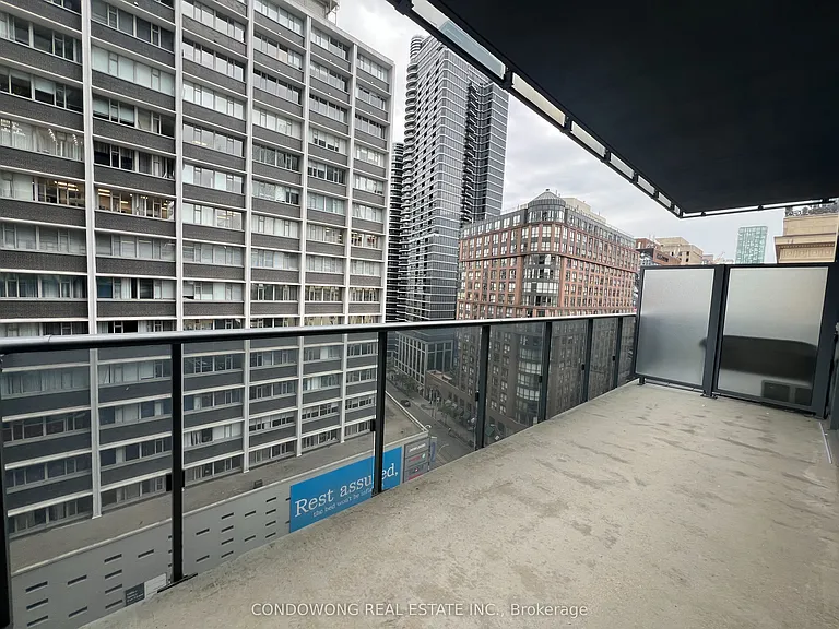 7 Grenville St #1110 — Photo 16
