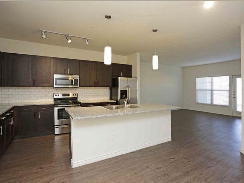 1st image of 1690 Fm 423 APT 3309