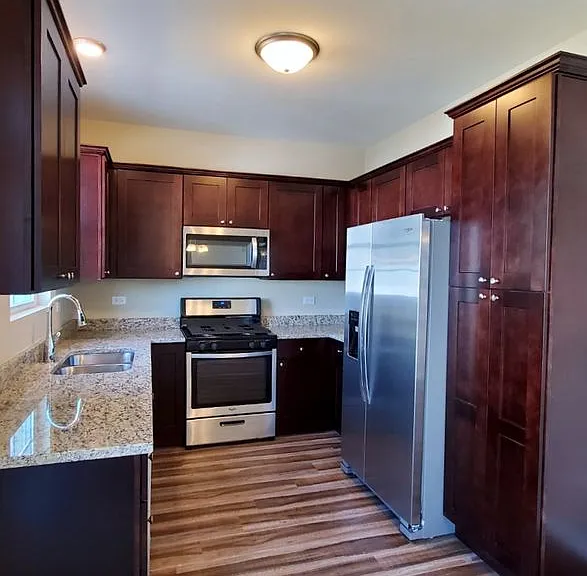 320 Timber Ridge Ct — Photo 5