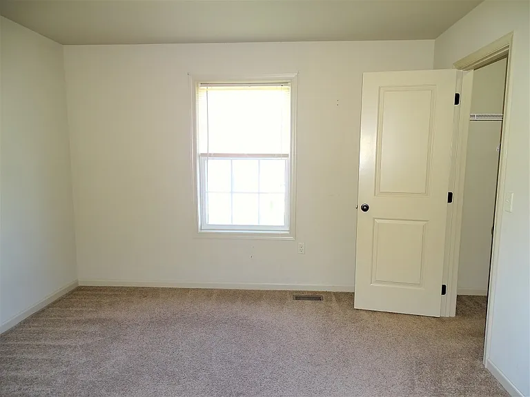 450 Marlene Way — Photo 8