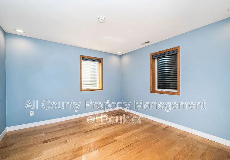 1210 Aikins Way — Photo 9
