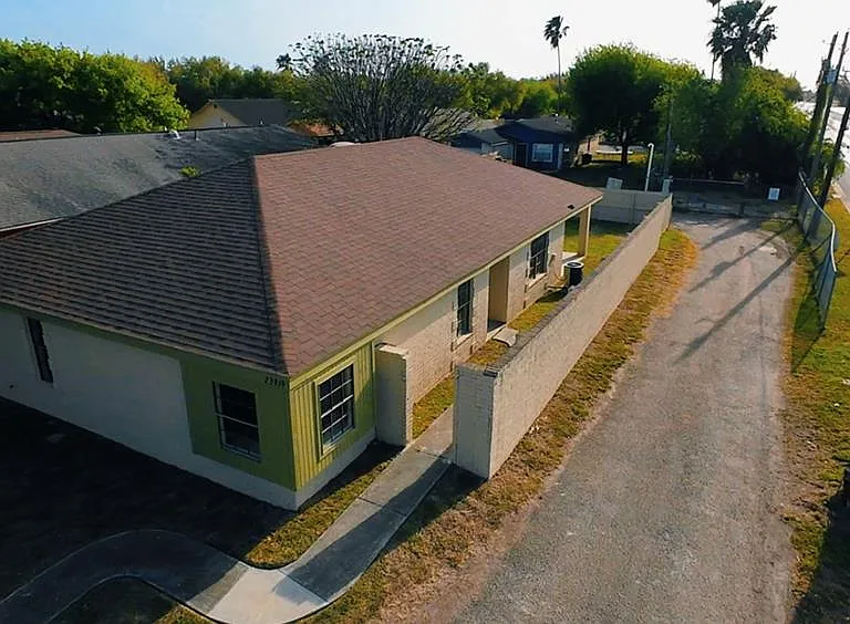 23919 Ellie Ln — Photo 3
