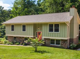 12 Sunnycrest Dr, Asheville, NC 28805