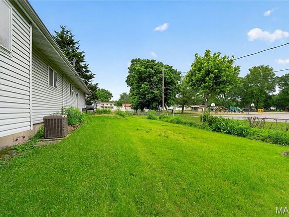 3rd image of 1245 Verlene Dr