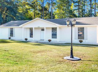 8701 Pecan Ct, Semmes, AL 36575