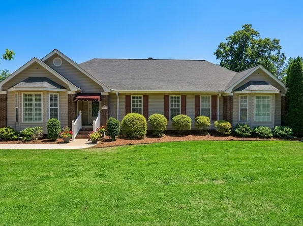 36 McCoy Pointe Dr, Arley, AL 35541