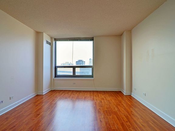 5th image of 440 N Wabash Ave APT 4804