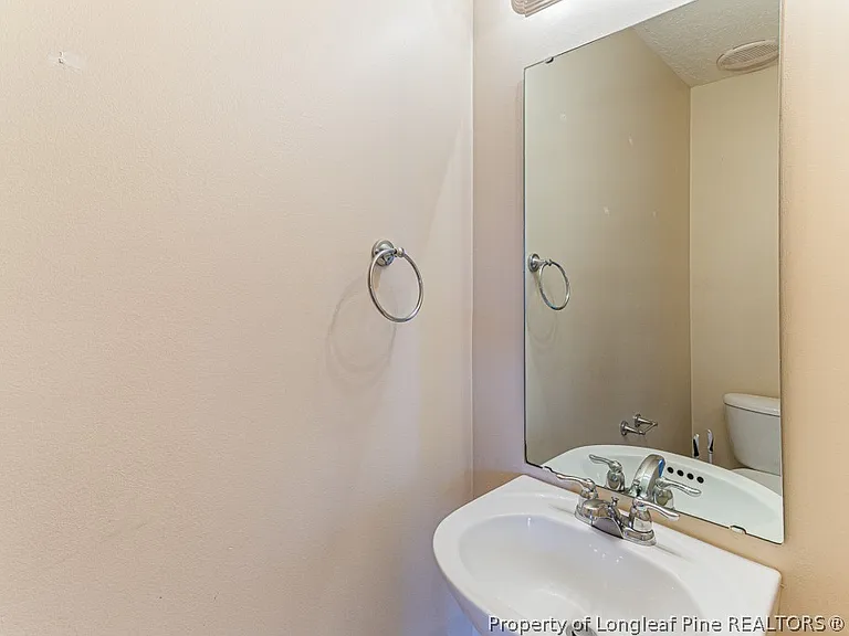 1901 Ellie Ave — Photo 21
