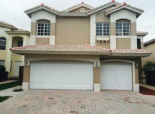 7310 NW 107th Pl, Doral, FL 33178