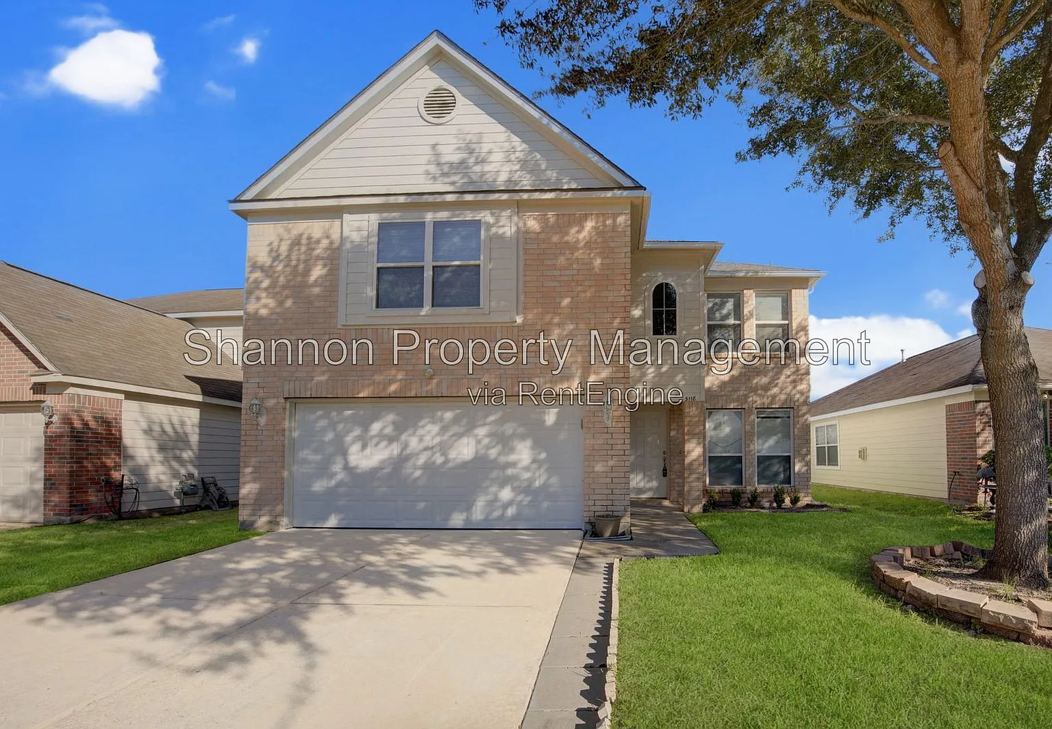 4 bed, 2.5 bath, 2008 sqft, $1,800 — Photo 1