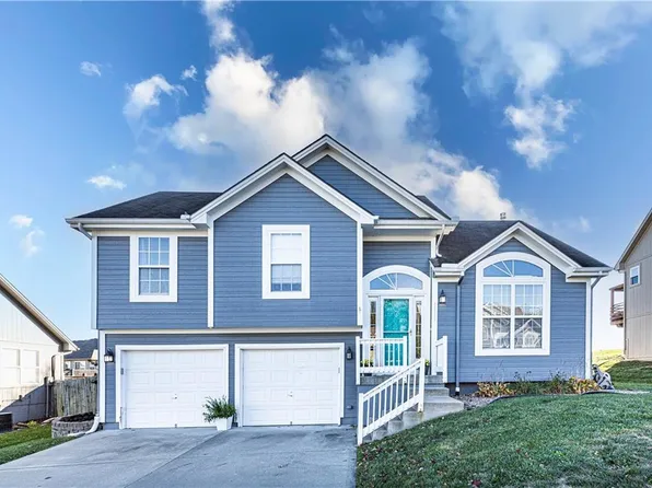 1111 NW Scenic Dr, Grain Valley, MO 64029