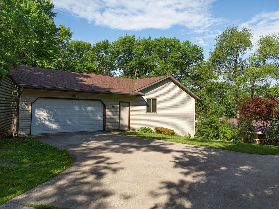 1st image of N5588 Hillcrest Dr