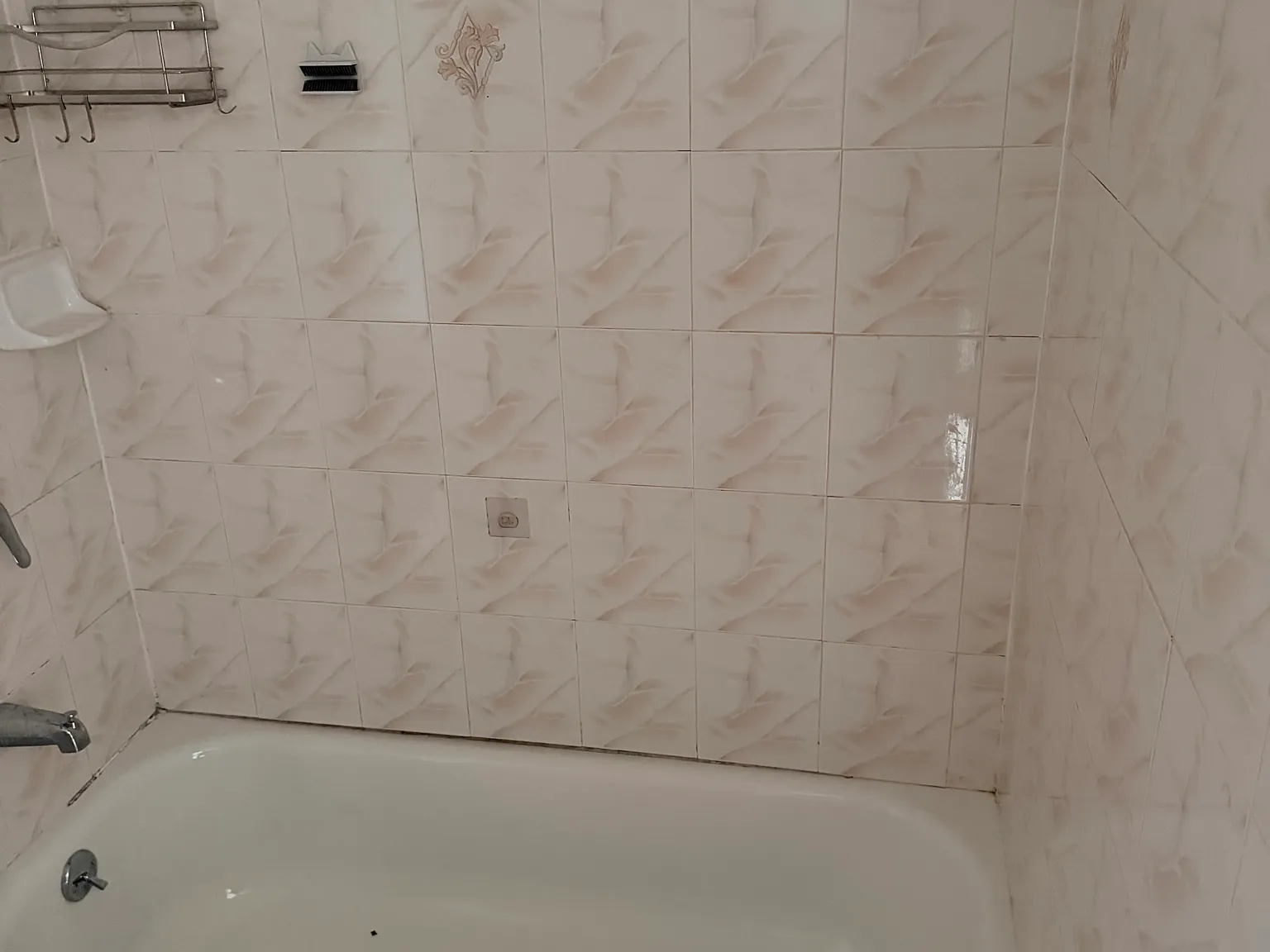 4 bed, 1800 sqft, $3,800 — Photo 3