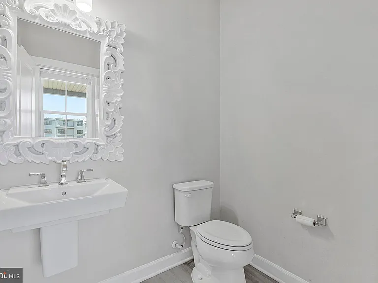 22266 Philanthropic Dr — Photo 28