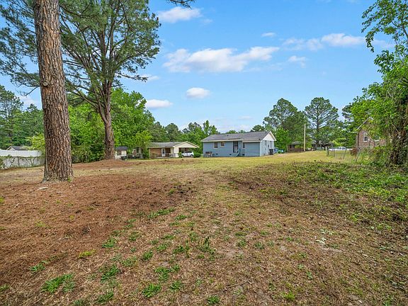 4th image of 141 Cane Dr