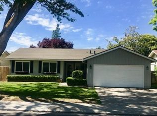 241 E Canterbury Dr, Stockton, CA 95207