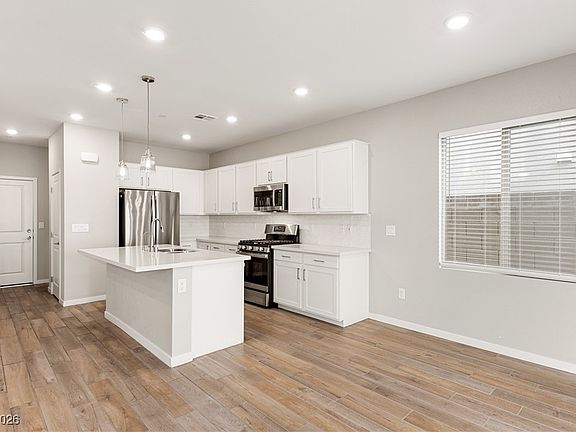 4th image of 2383 Ridgeline Wash St