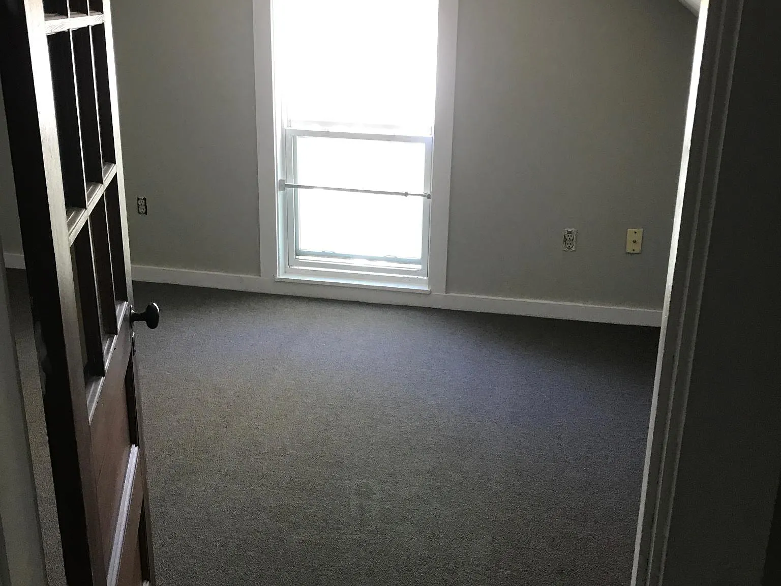 2 bed, 900 sqft, $2,000 — Photo 4