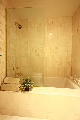 Sold by Vista Point Properties LLC | media 18