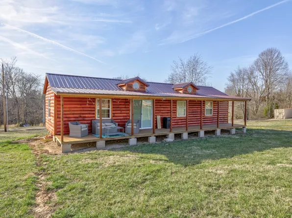 9527 Hilltop Dr, Bonne Terre, MO 63628