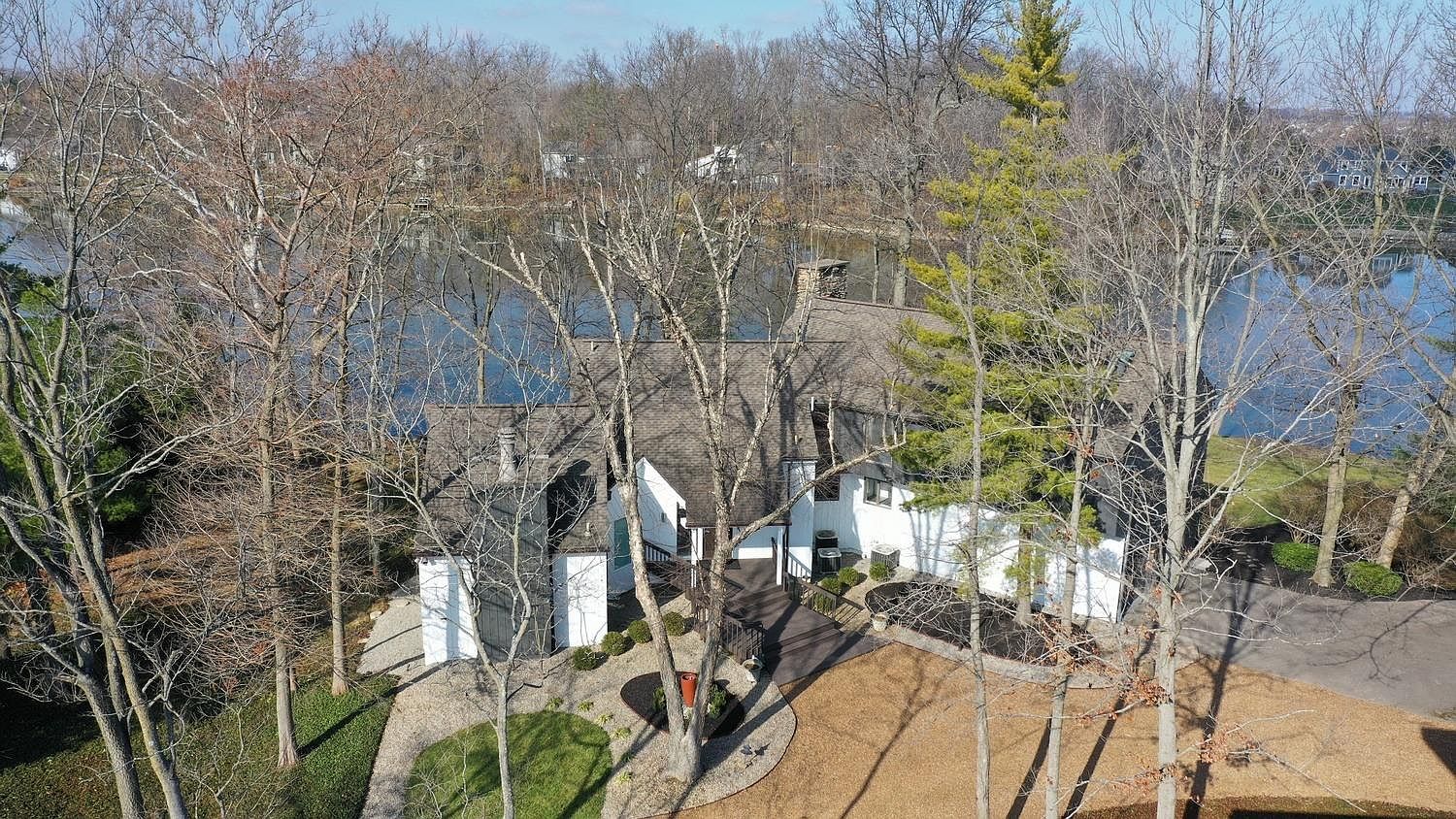 8101 Baywood Ln, Maineville, OH 45039 Zillow