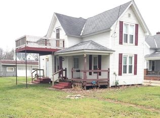 485 Sherman St, Conneaut, OH 44030