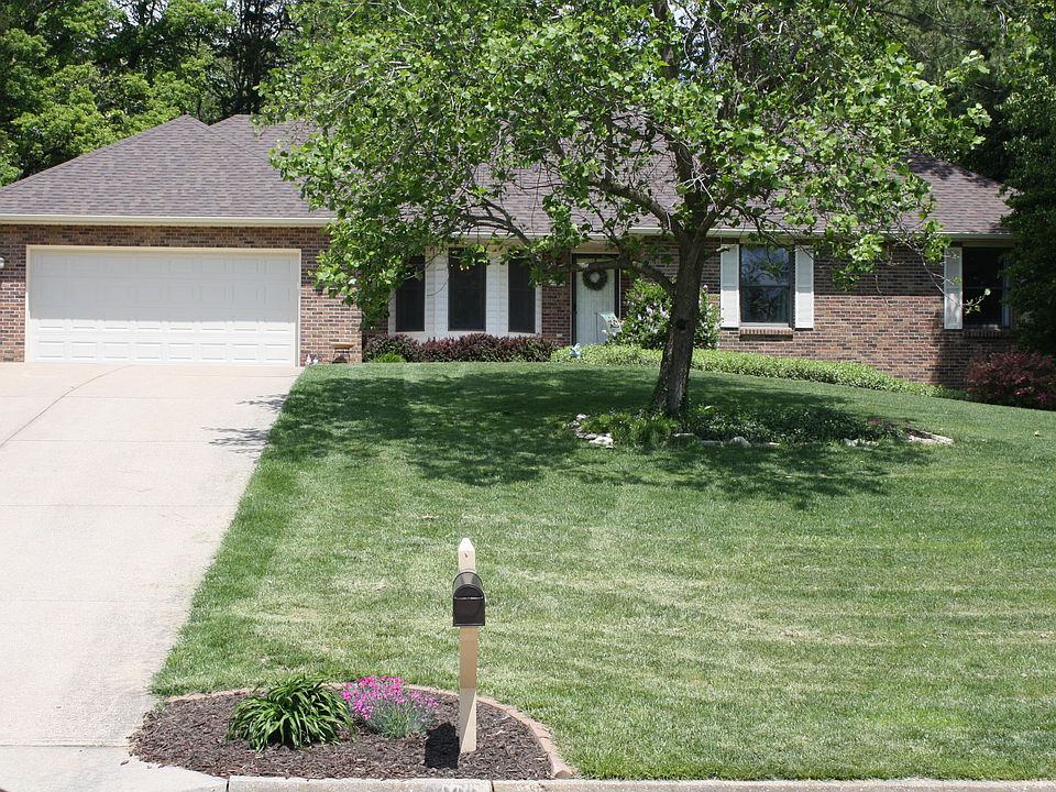 1st image of 2620 Huntleigh Pl