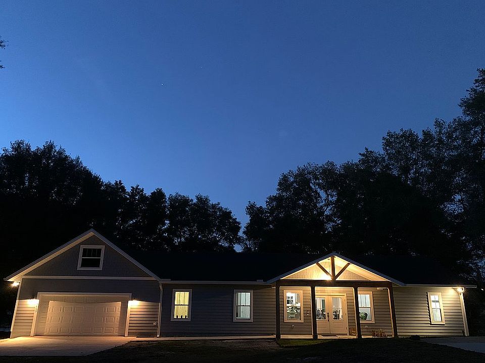 2nd image of 5805 Crater Lake Cir S