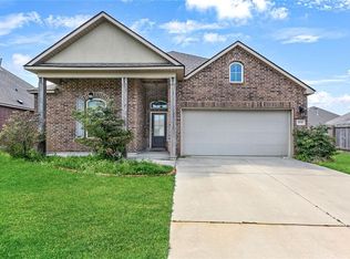 204 E Lake Dr, Slidell, LA 70461