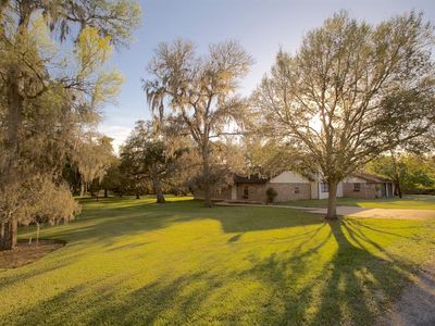 1242 Austin Dr #Cr810f, West Columbia, TX, 77486