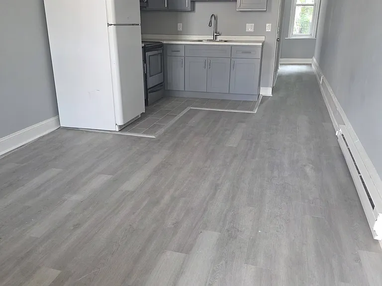 4542 N 19th St #1 — Photo 1