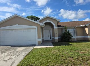 473 SW Eyerly Ave, Port Saint Lucie, FL 34983