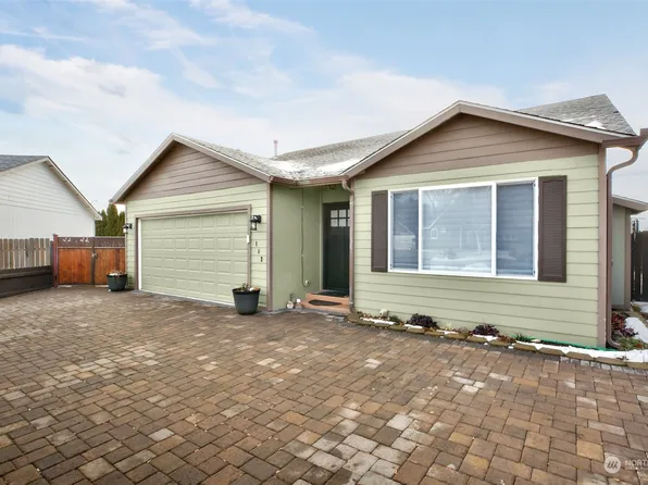 102 N 89th Avenue, Yakima, WA 98908