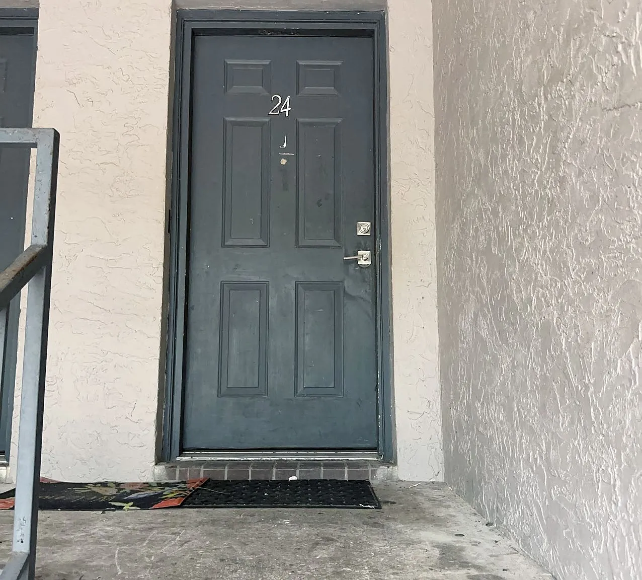 2 bed, 1.5 bath, 800 sqft, $1,150 — Photo 1
