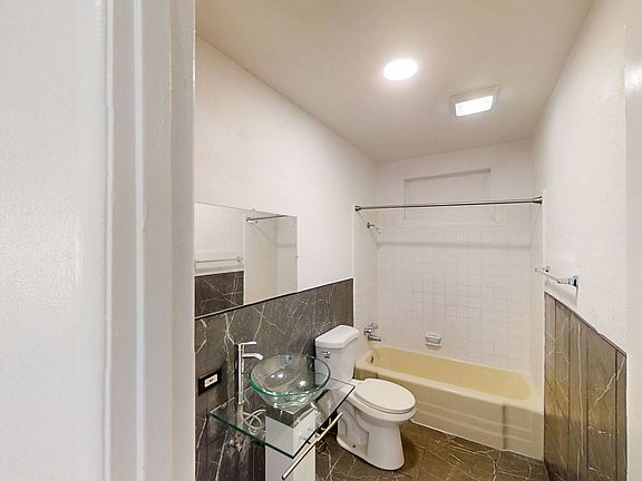 5th image of 34205 Avenue J #F1