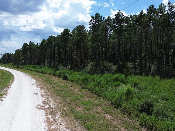 4th image of TRACT 18 Private Road 8160