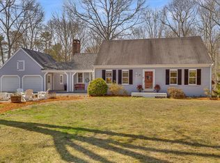 5 Grand Oak Rd, Forestdale, MA 02644