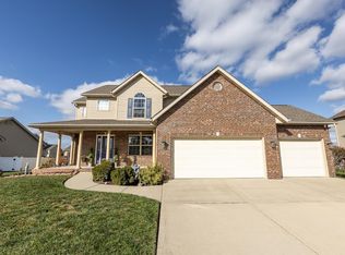 331 Aberdeen Dr, Glen Carbon, IL 62034