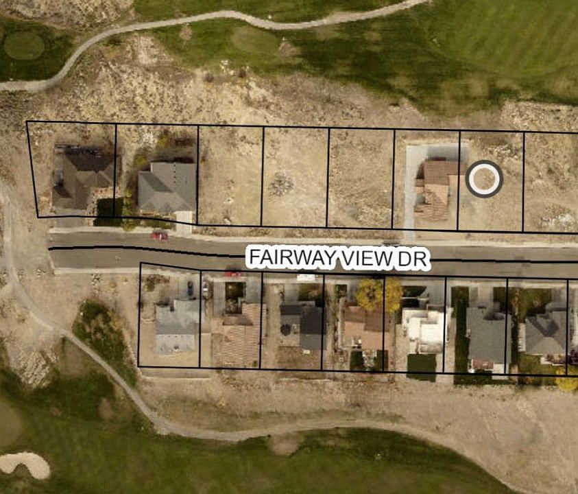 2nd image of 2982 Fairway View Dr
