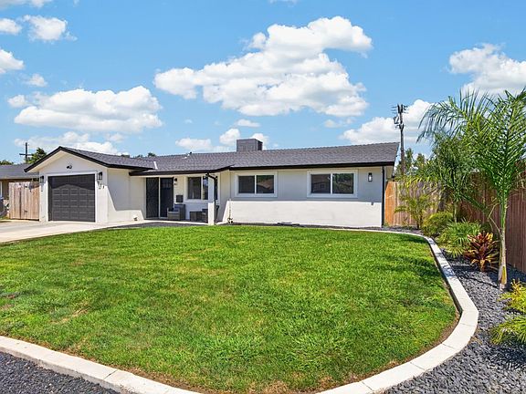 2nd image of 217 Morada Ln