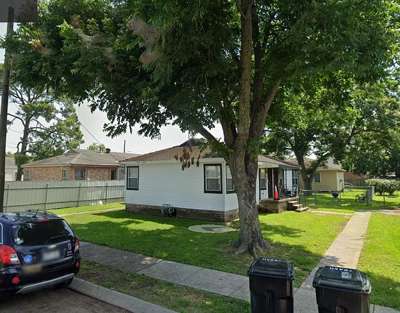2 bed, 800 sqft, $1,400 — Photo 1