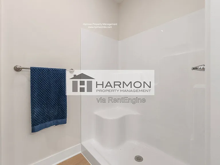 2112 N Reece Rd — Photo 11